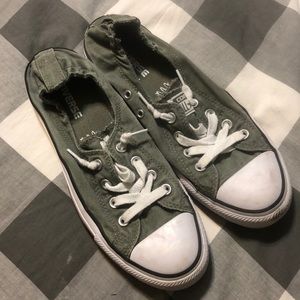 Olive converse